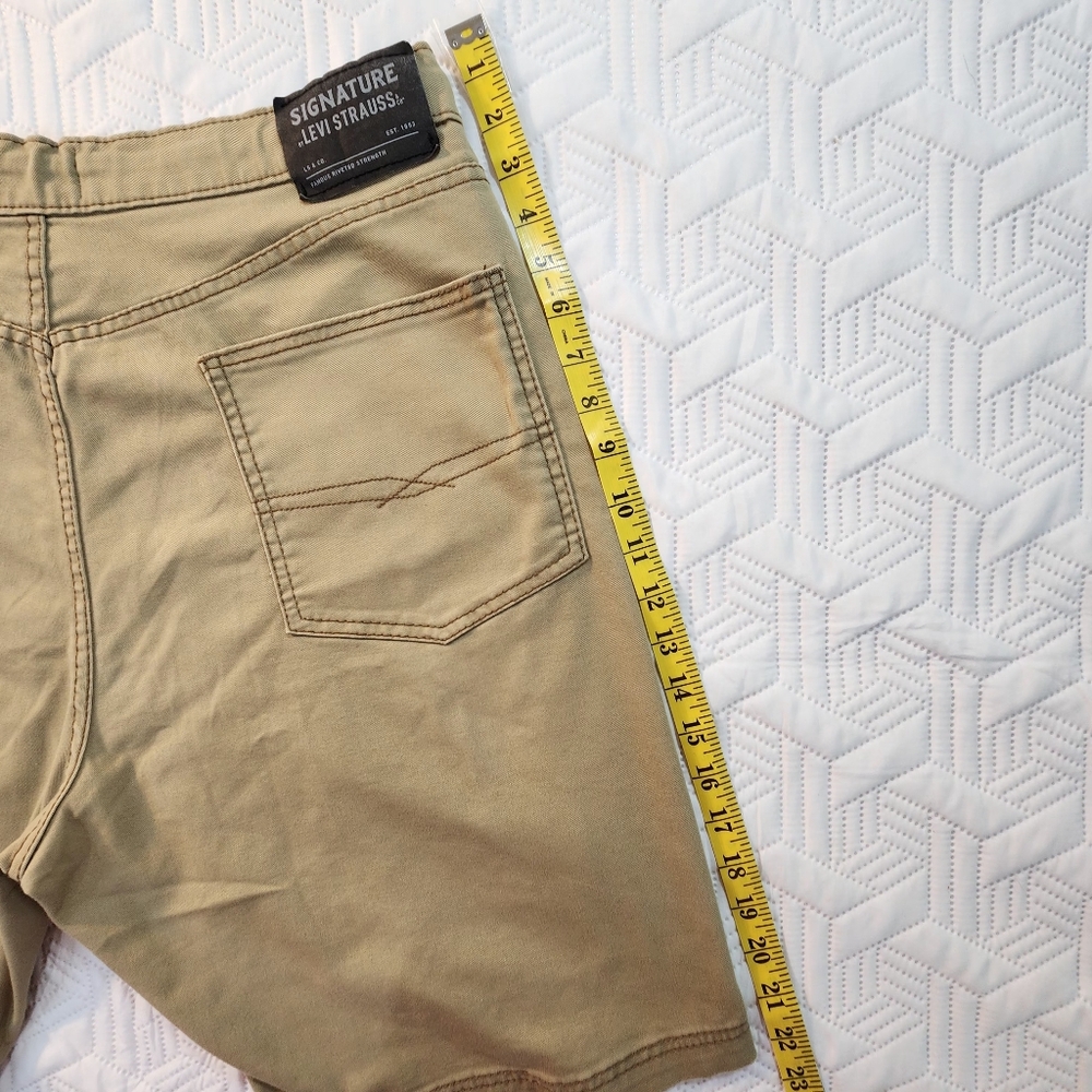 Levis Strauss Shorts Mens Cargo Khakis Sz 36 Inside Outside Front‎ Pocket Zip - Picture 8 of 11